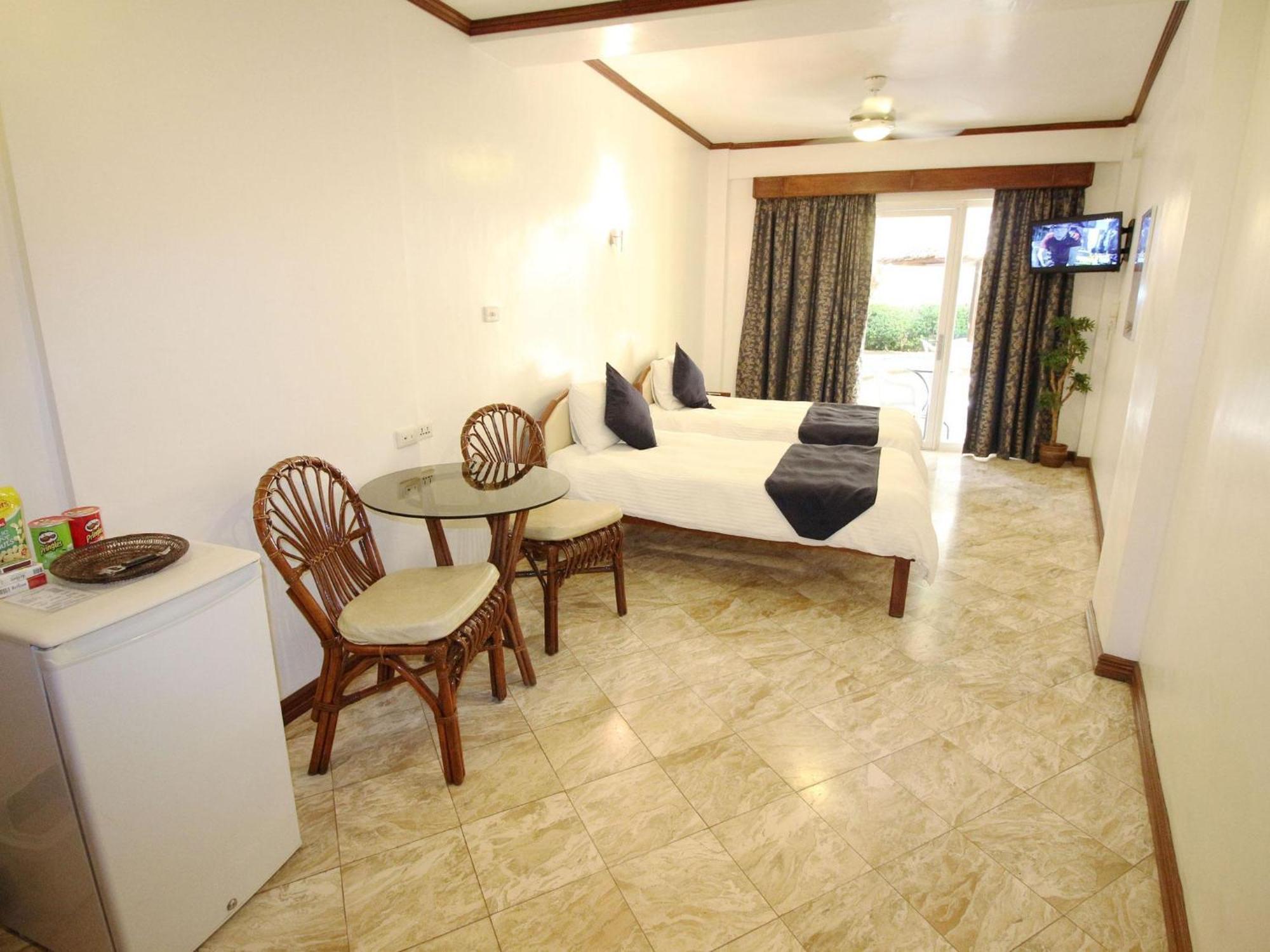 Mermaid Resort And Dive Center Puerto Galera Exterior foto